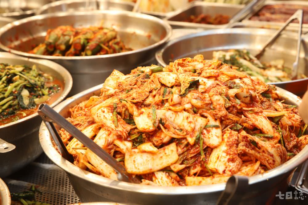 韓國泡菜正式改名為「辛奇」，也就是 Kimchi的中文音譯｜妮可魯 攝