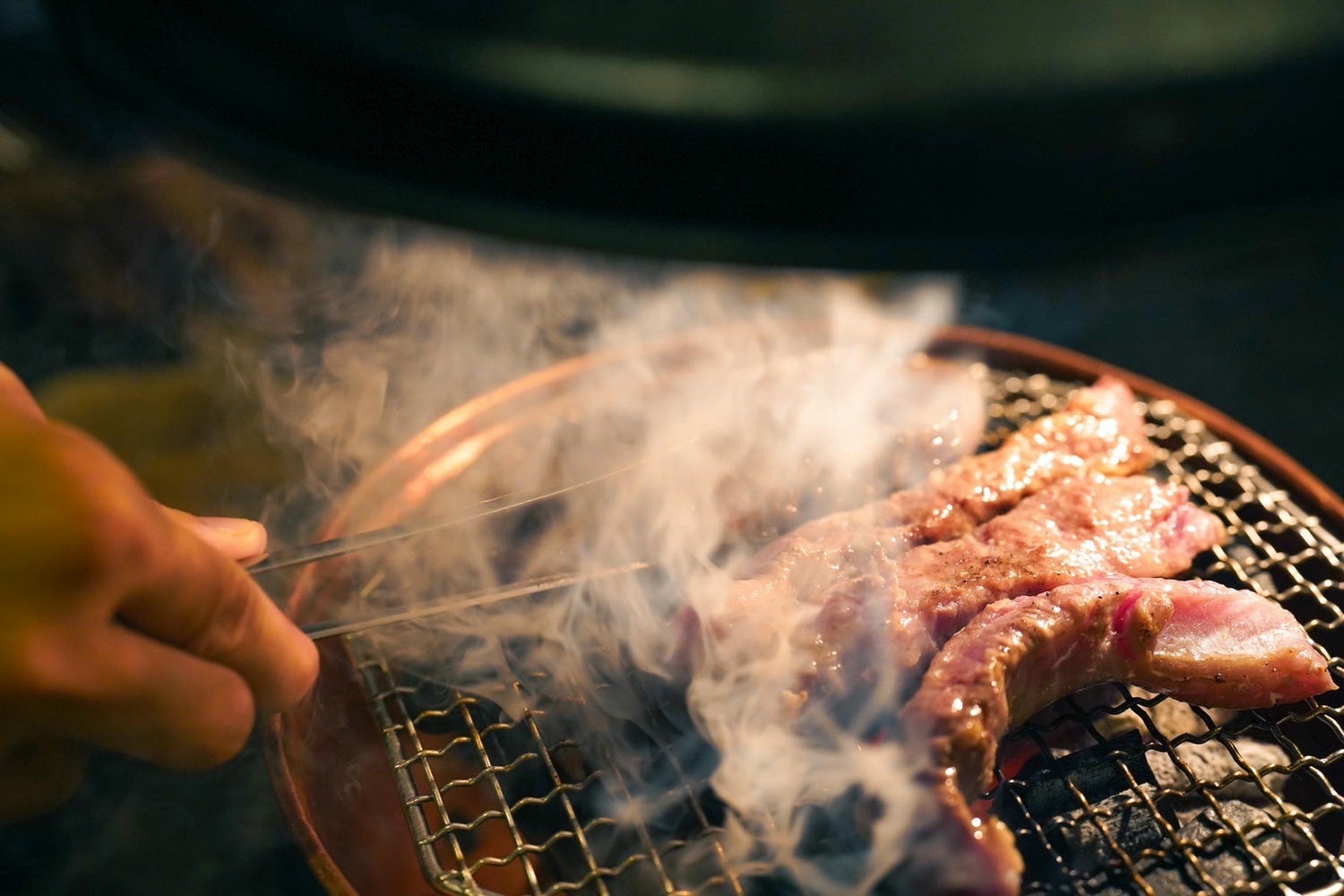 台北燒肉推薦|蘭亭燒肉和牛極緻料理 閃耀著金箔光芒的華貴享受!無菜單桌邊服務 體驗法餐Style的上菜儀式感 - 第11張圖