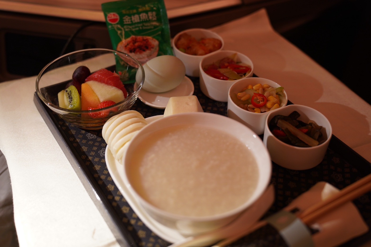 中華航空|開箱華航A350-900機型「豪經艙」&「商務艙」飛歐洲布拉格、法蘭克福 - 第34張圖 中華航空|開箱華航A350-900機型「豪經艙」&「商務艙」飛歐洲布拉格、法蘭克福