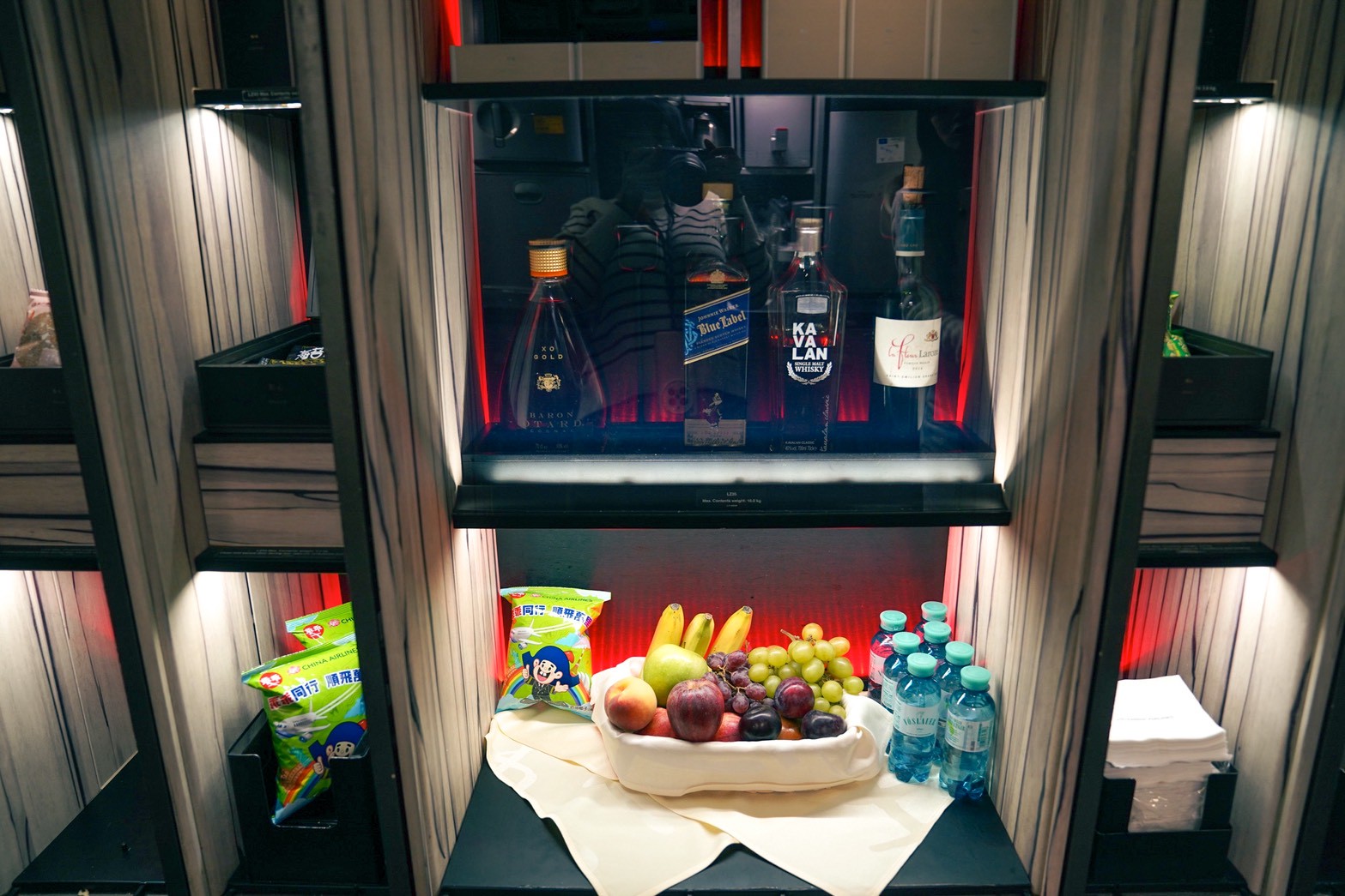 中華航空|開箱華航A350-900機型「豪經艙」&「商務艙」飛歐洲布拉格、法蘭克福 - 第31張圖 中華航空|開箱華航A350-900機型「豪經艙」&「商務艙」飛歐洲布拉格、法蘭克福