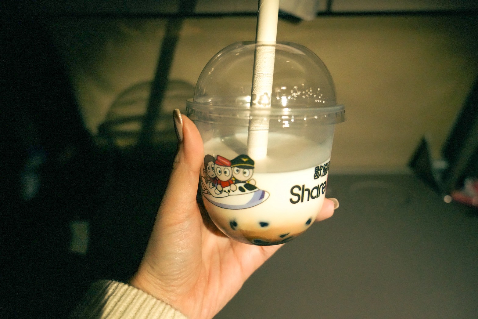 中華航空|開箱華航A350-900機型「豪經艙」&「商務艙」飛歐洲布拉格、法蘭克福 - 第10張圖 中華航空|開箱華航A350-900機型「豪經艙」&「商務艙」飛歐洲布拉格、法蘭克福