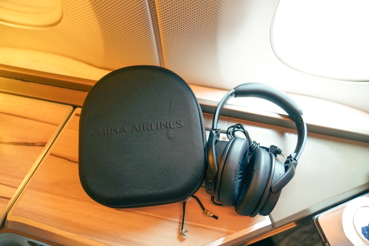 中華航空|開箱華航A350-900機型「豪經艙」&「商務艙」飛歐洲布拉格、法蘭克福 - 第18張圖 中華航空|開箱華航A350-900機型「豪經艙」&「商務艙」飛歐洲布拉格、法蘭克福