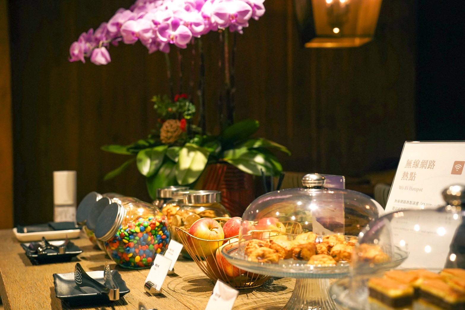 中華航空|開箱中華航空第一航廈貴賓室 「三寶」牛肉麵、茶葉蛋、地瓜必吃 - 第22張圖 中華航空|開箱中華航空第一航廈貴賓室 「三寶」牛肉麵、茶葉蛋、地瓜必吃