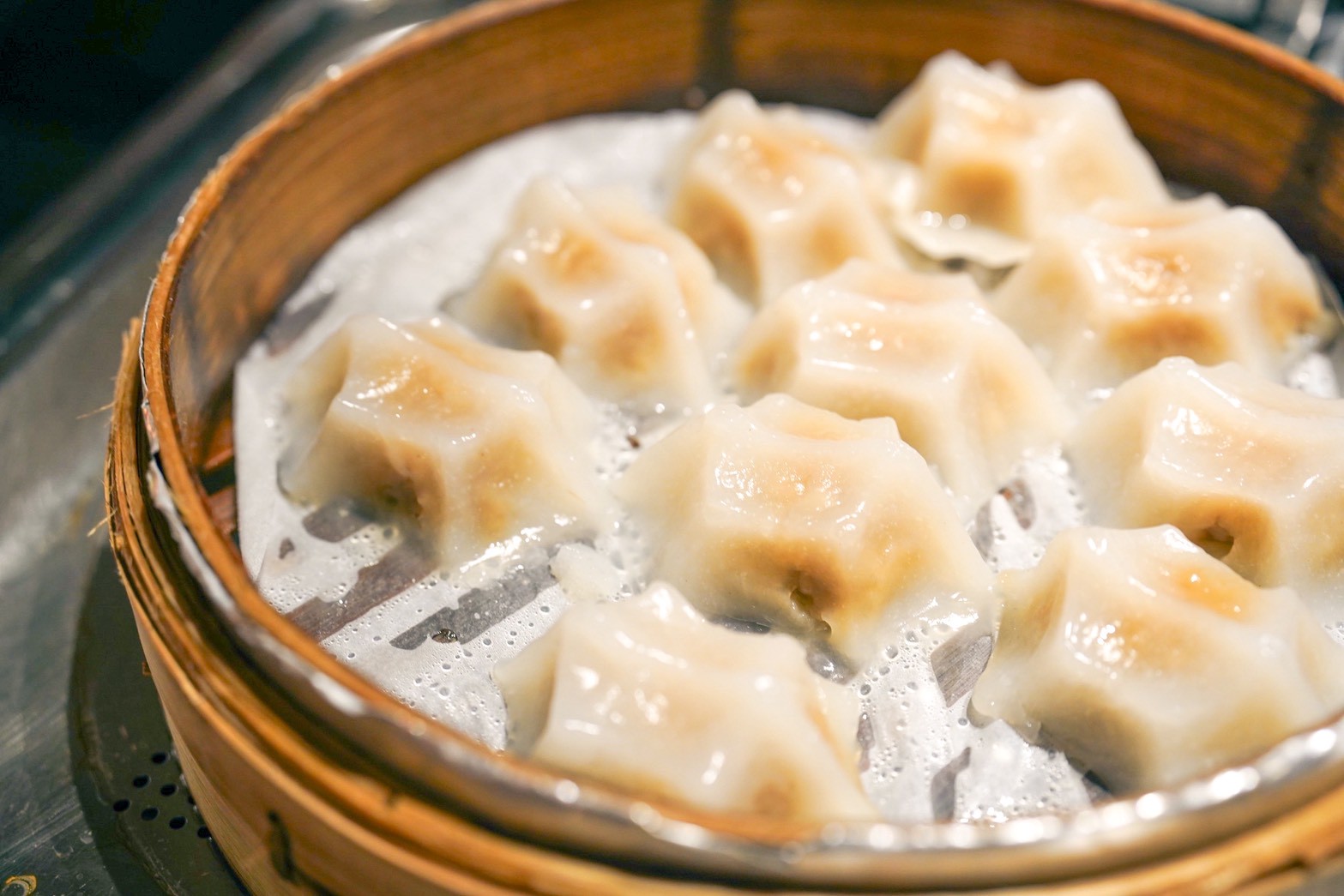 中華航空|開箱中華航空第一航廈貴賓室 「三寶」牛肉麵、茶葉蛋、地瓜必吃 - 第16張圖 中華航空|開箱中華航空第一航廈貴賓室 「三寶」牛肉麵、茶葉蛋、地瓜必吃