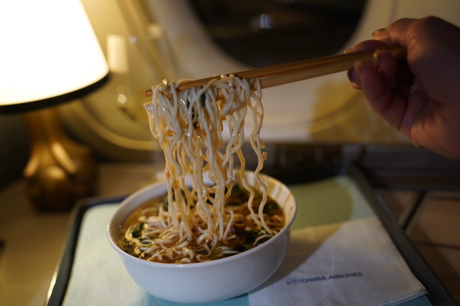 中華航空|開箱華航A350-900機型「豪經艙」&「商務艙」飛歐洲布拉格、法蘭克福 - 第29張圖 中華航空|開箱華航A350-900機型「豪經艙」&「商務艙」飛歐洲布拉格、法蘭克福